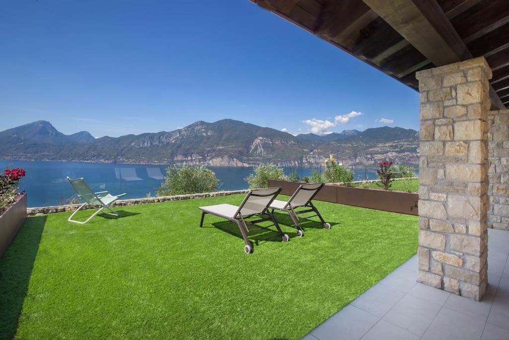 Villa Divina - Apt Prima Con Piscina E Vista Lago Кастеллетто-ди-Бренцоне Экстерьер фото